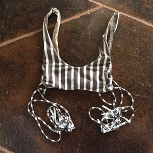 acacia swimwear hunter top. Upper east side. Small